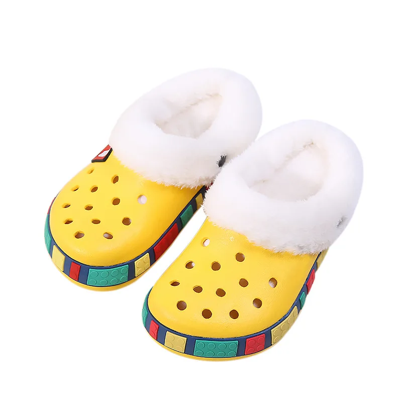 

2021 high quality children outdoor plush furry slides slippers fur clogs hole shoes indoor kids fuzzy sandals slippers