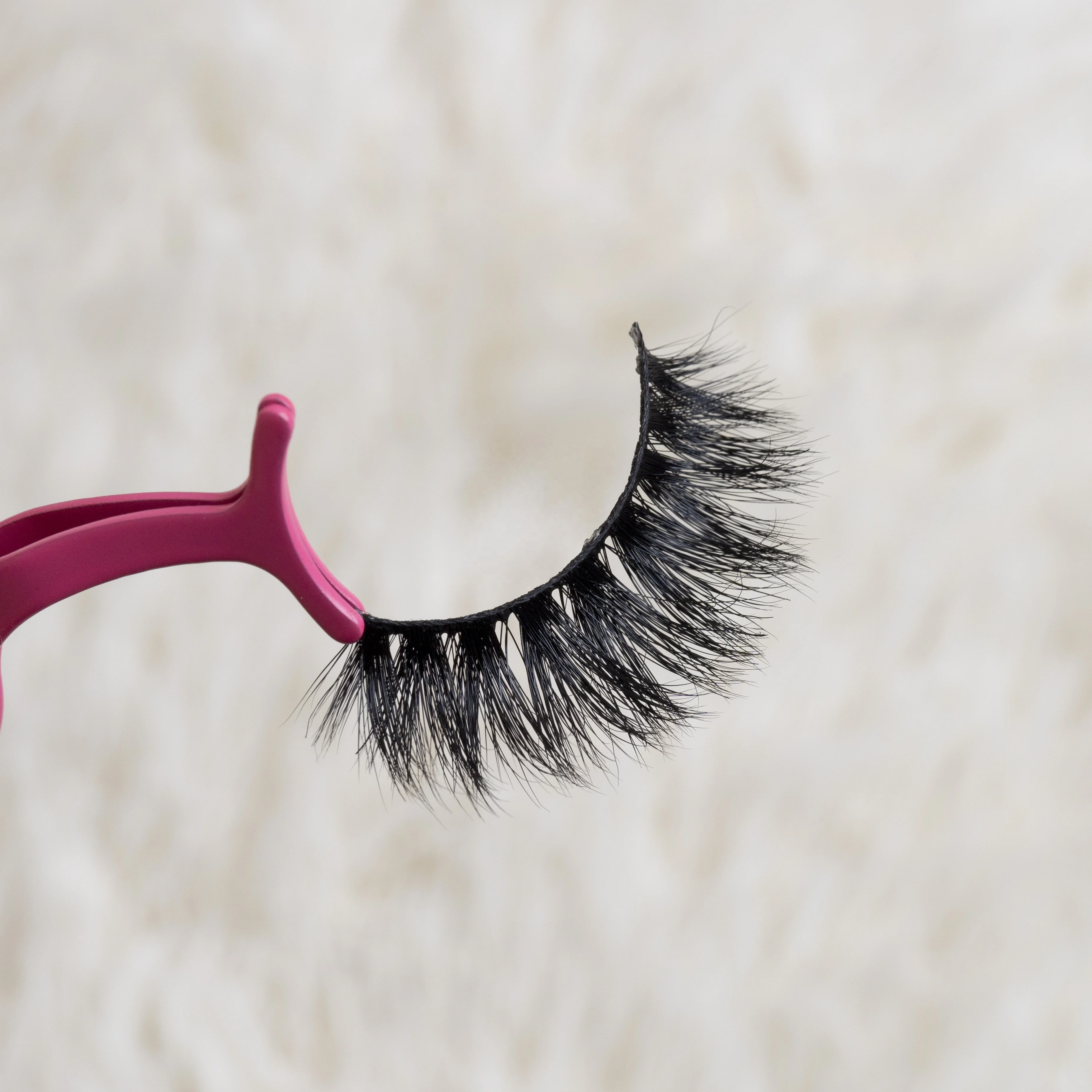 

Good quality natural 100% real mink soft eyelashes private label whole sale, Black