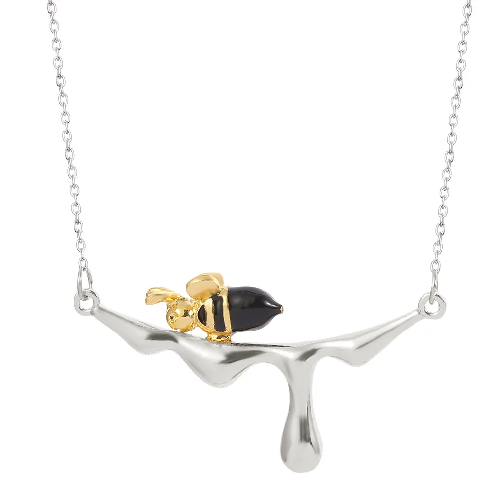 

Bee gold plated fashion gold-plated necklace 2021 trendy display jewelry necklace luxurious for women