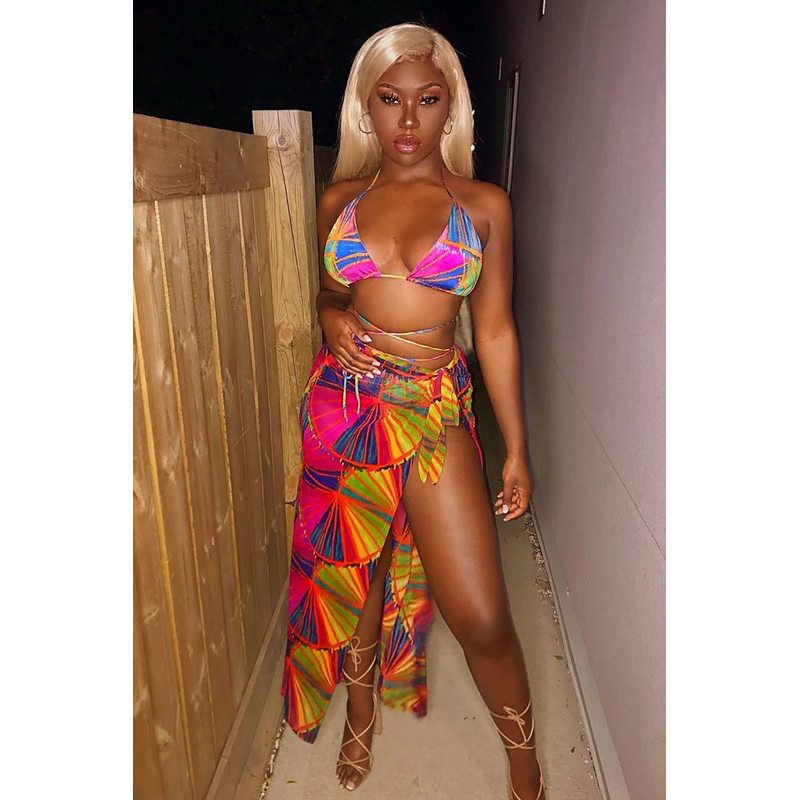 

2021 Hot Selling New Fashion Design Breathable Colorful Beach Sexy Two Piece Swimsuit Lady Bikini, As pictures