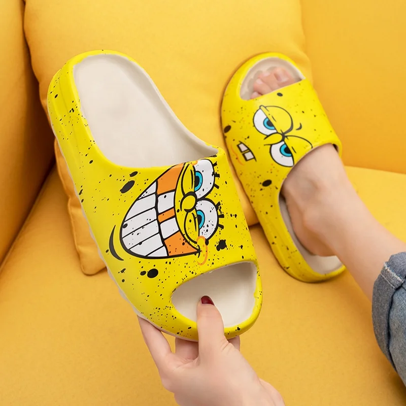 

2020 New Unisex Summer Fish Mouth Flat Slip On Indoor Yeezy Beach Mens Womens slippers
