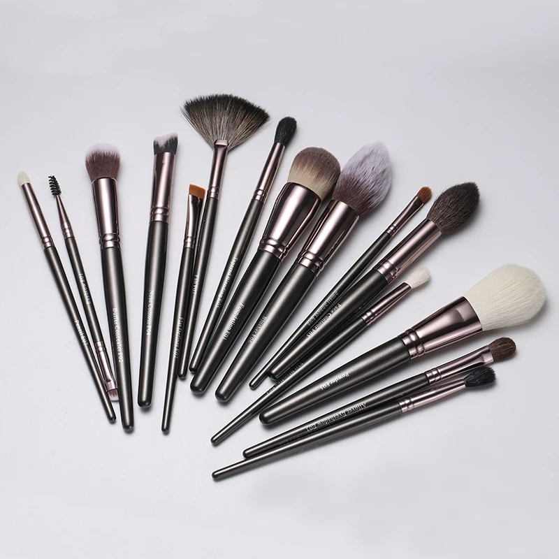 C010 Smudge Style Stylish Professional Fluffy Animal Hair Cosmetic