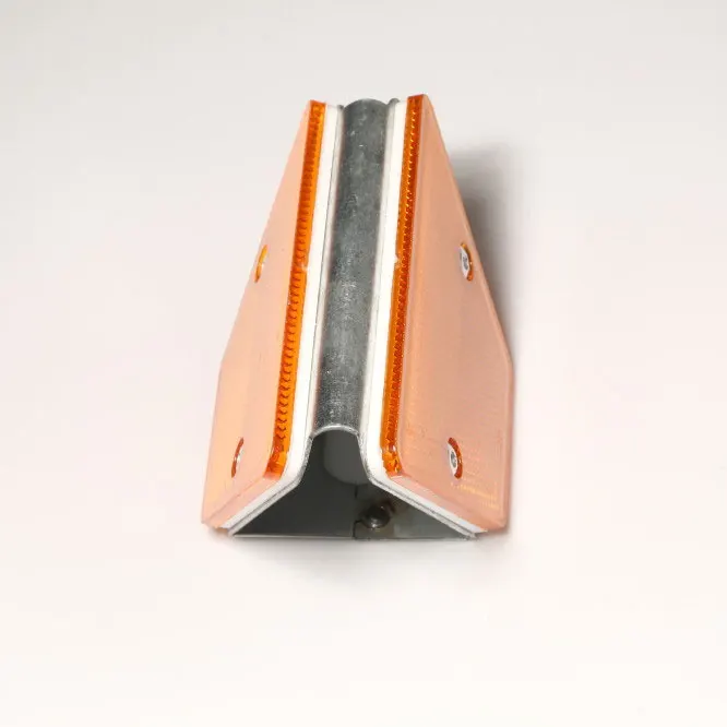 guardrail reflector (19)