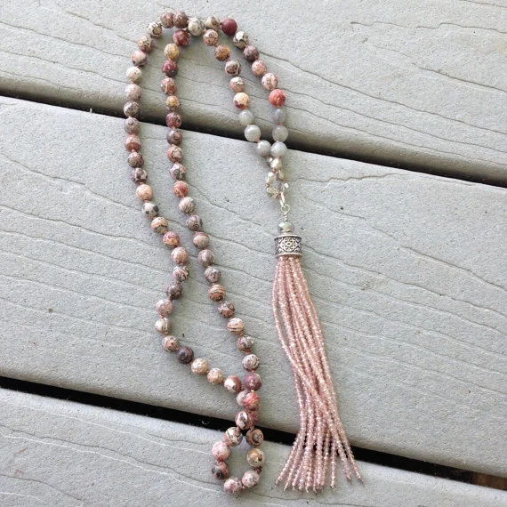 

NM20628 Wholesale Boho Hand Knotted Earthy Leopard Skin Agate Beaded Pink Crystal Tassel Necklace, Picture