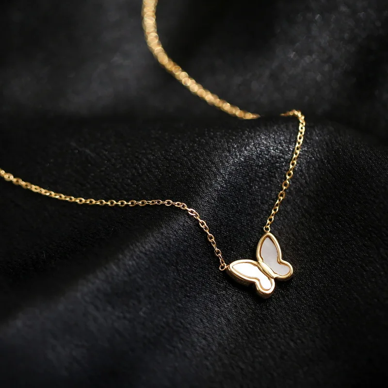 

French Style Jewelry Vintage Shell Butterfly Pendant Necklace 18K Gold Plated Stainless Steel Butterfly Charms Necklace, Silver
