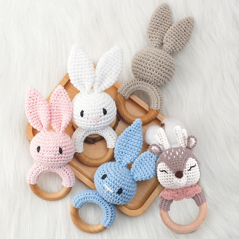 

F038 New Natural Safety Handmade Wood Baby Cute Rabbit Animal Ring Rattle Teethers Wooden Teething Crochet Baby Teether