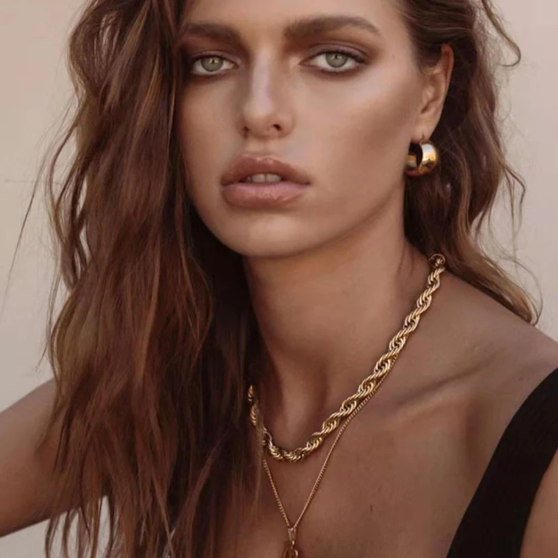 

Women 8mm Heavy Chunky Chain Choker Necklace Gold Plated Stainless Steel Twisted Rope Link Chain Necklace