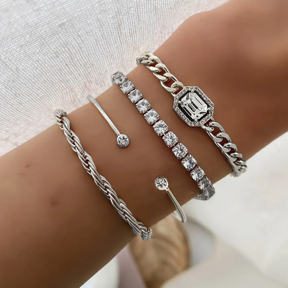 

Luxury Shiny Rhinestone Tennis Chain Bracelets Set for Women Adjustable Clear Crystal Link Bangles Couple Hand Jewelry