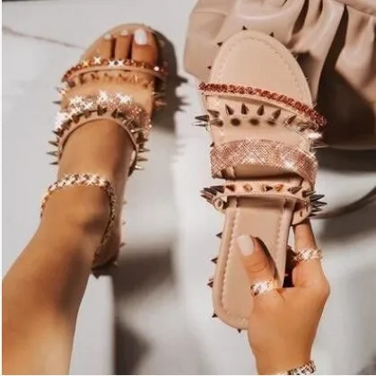 

Summer Beach Rivet Sandals 2021 For Ladies Anti-Skidding & Breathable Women's Slippers