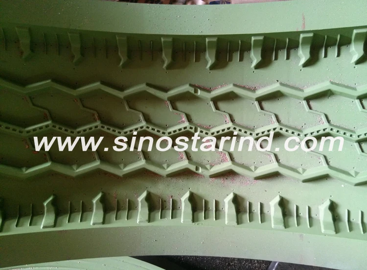 mold 2.jpg