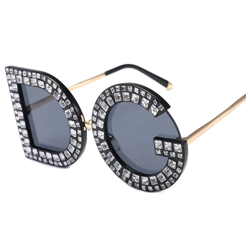 

2021 Fashion Trend Letter Oversized Diamond Bling Crystal Eyeglasses Flash Shades Sunglasses for Women