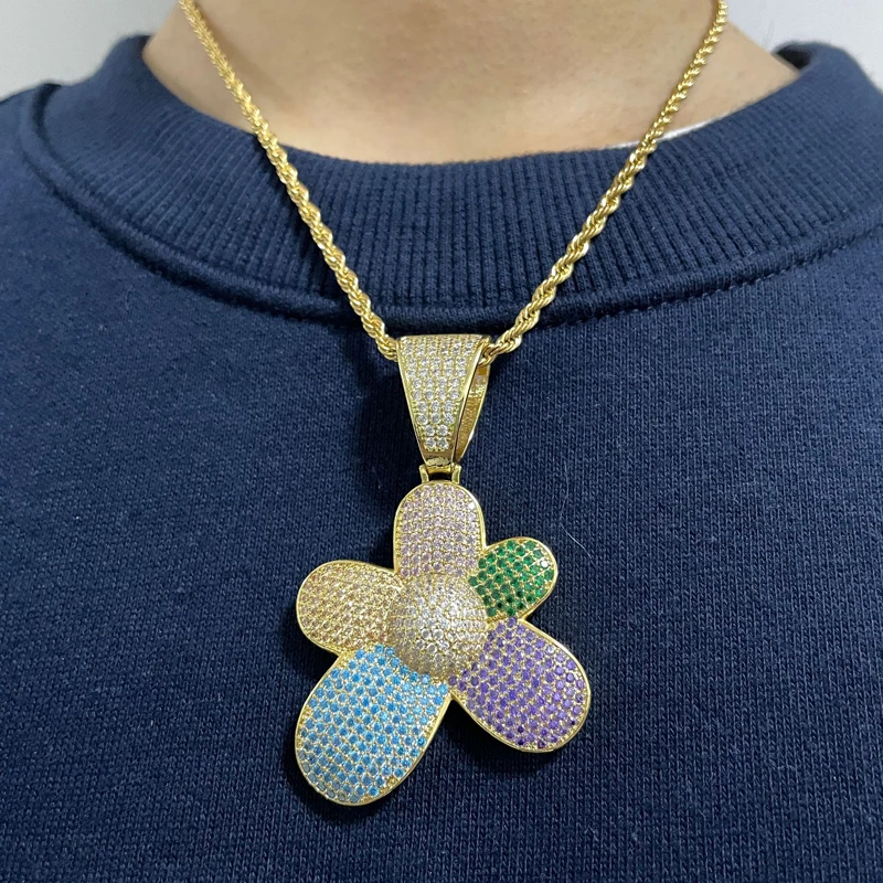 

New Sweet cute Fashion Colorful Full Diamond Iced Out Brass Micro Paved Hiphop Jewelry CZ Rainbow Sunflower Pendant Necklace