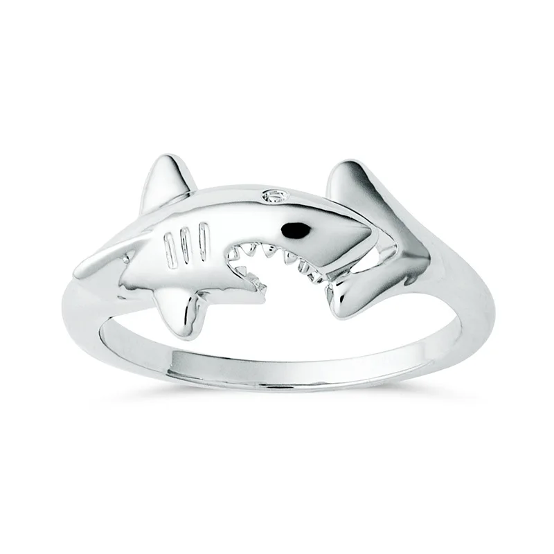 

Amazon Creative Silver Plated Shark Finger Ring High Polished Giant Shark Finger Ring for Punk Men Women