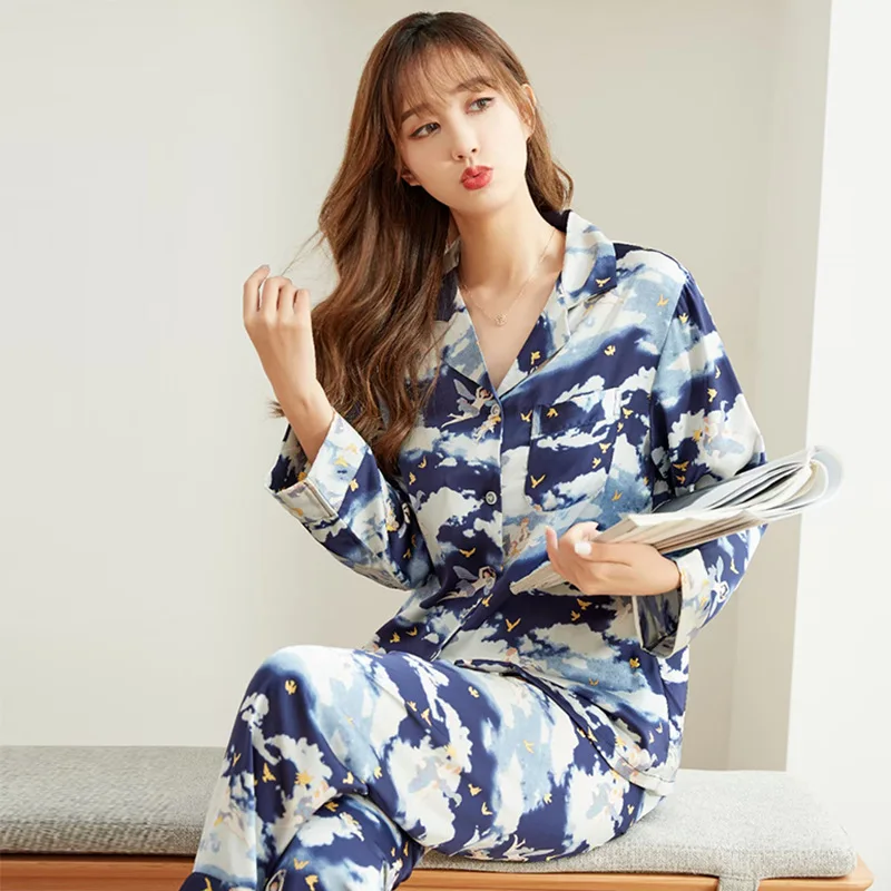 

Women Luxury Print Pajamas Long Sleeve Silk Outfit Tracksuit Two Piece Set, Shown