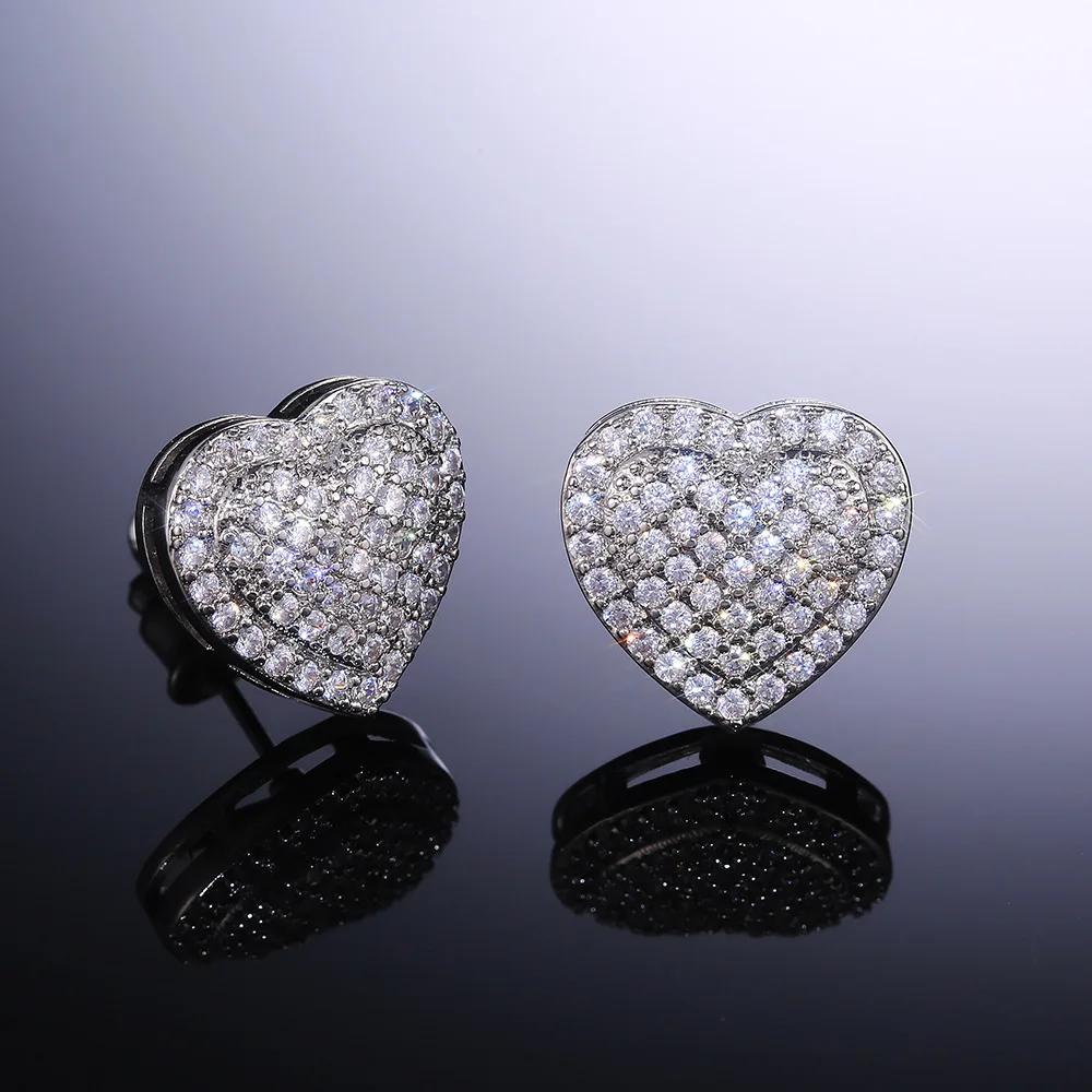 

High Quality Elegant Claw Pave Sparkling CZ Crystal Tiny Heart Stud Earrings 3A Zircon Heart Stud Earrings