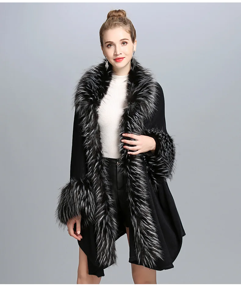 

Autumn/Winter plus size faux fox fur collar loose knitted Poncho for women