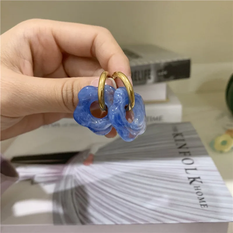 

OUYE creative retro acrylic resin earrings female stainless steel earrings flowers exaggerated hollow personality earrings, Colorful