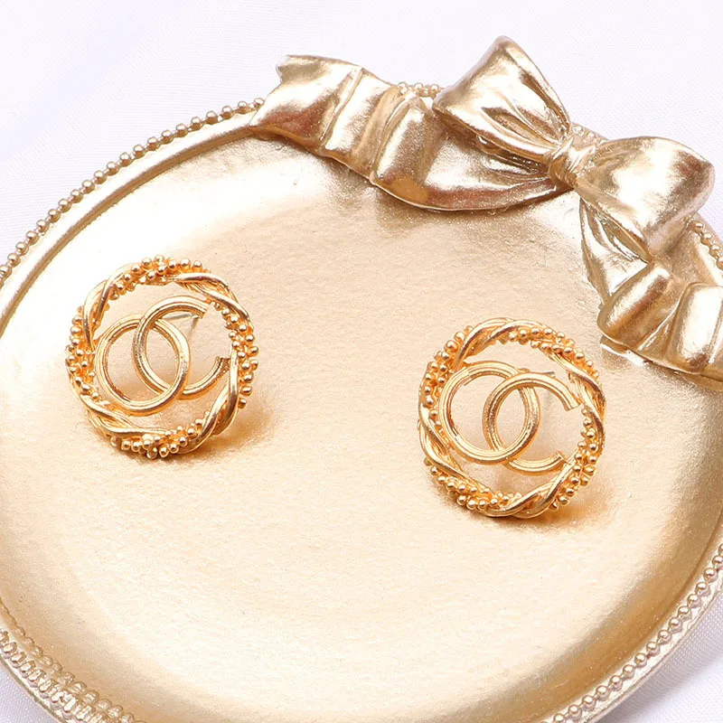 

Designer earrings popular brands the best-selling letter CC pattern earrings luxury earrings wholesale, Gold color