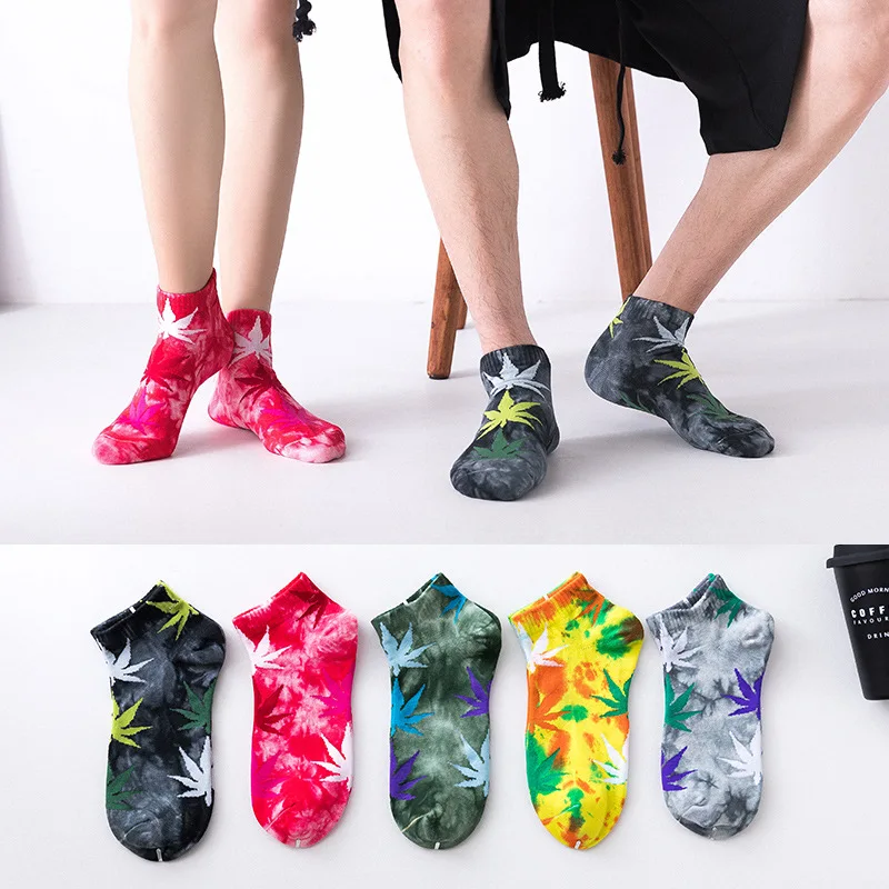 

Custom made logo low MOQ wholesale high quality athletic sport mens new design tie dye casual sports running socks