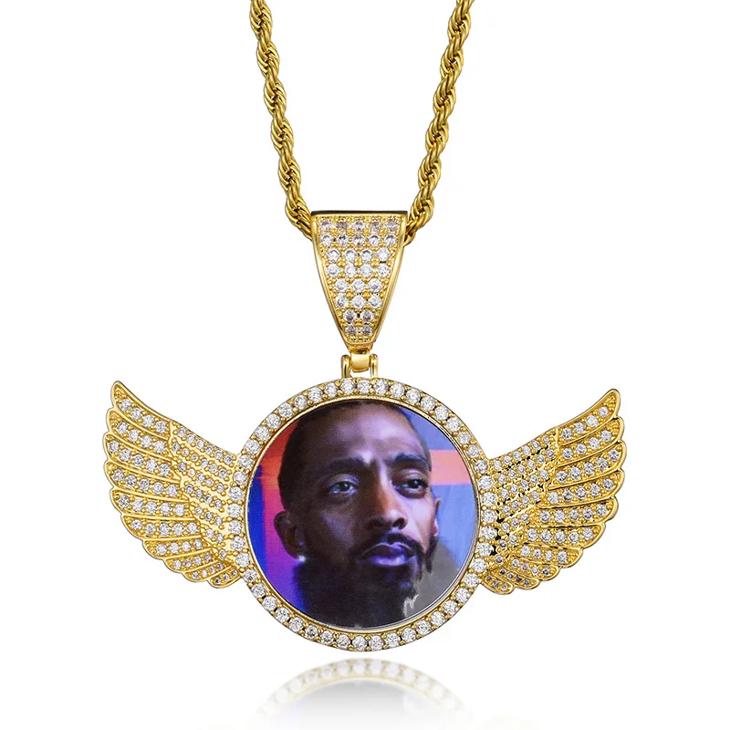 

In Stock! Best Gift for lovers Wholesale 2021Customized Photo HipHop Angle Wing Photo Frame Pendant Necklace