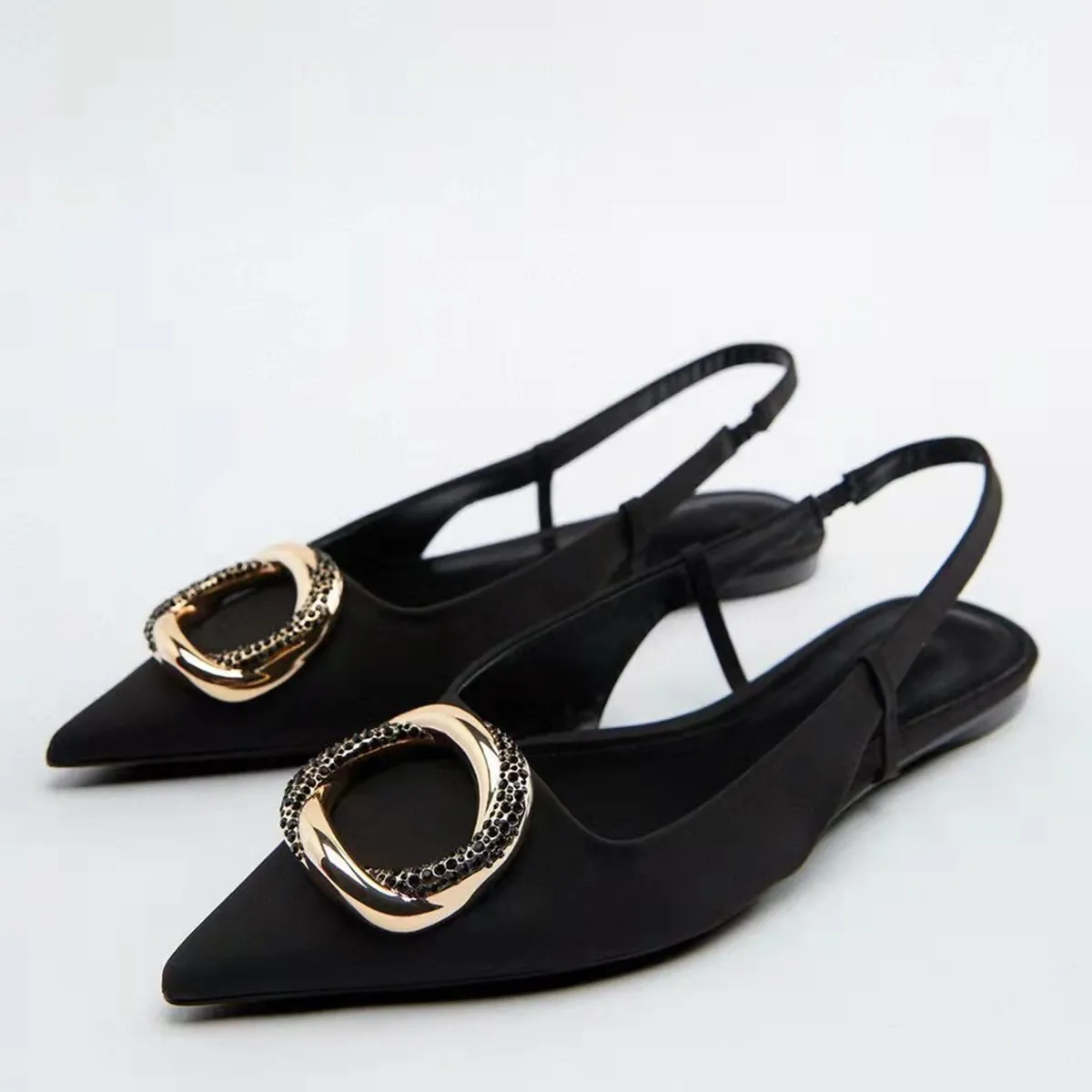 

2022 New casual women single shoes pointed metal buckle temperament professional solid color plus size elastic band flat sandals, Picture colors