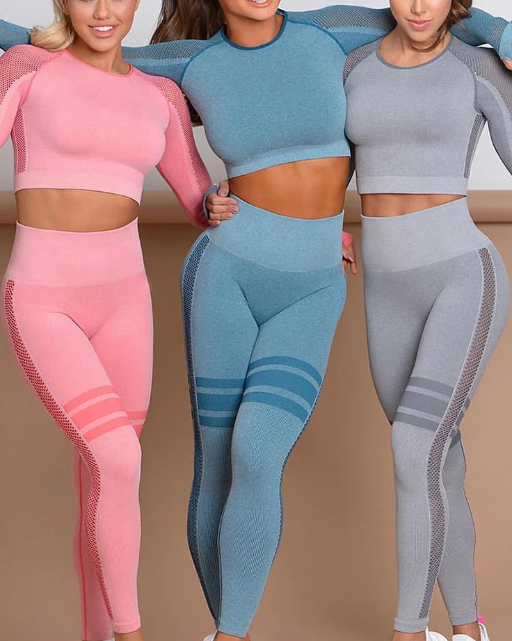 Womens Sportswear Set Seamless Stripe Pattern Sports Suit Long Sleeve