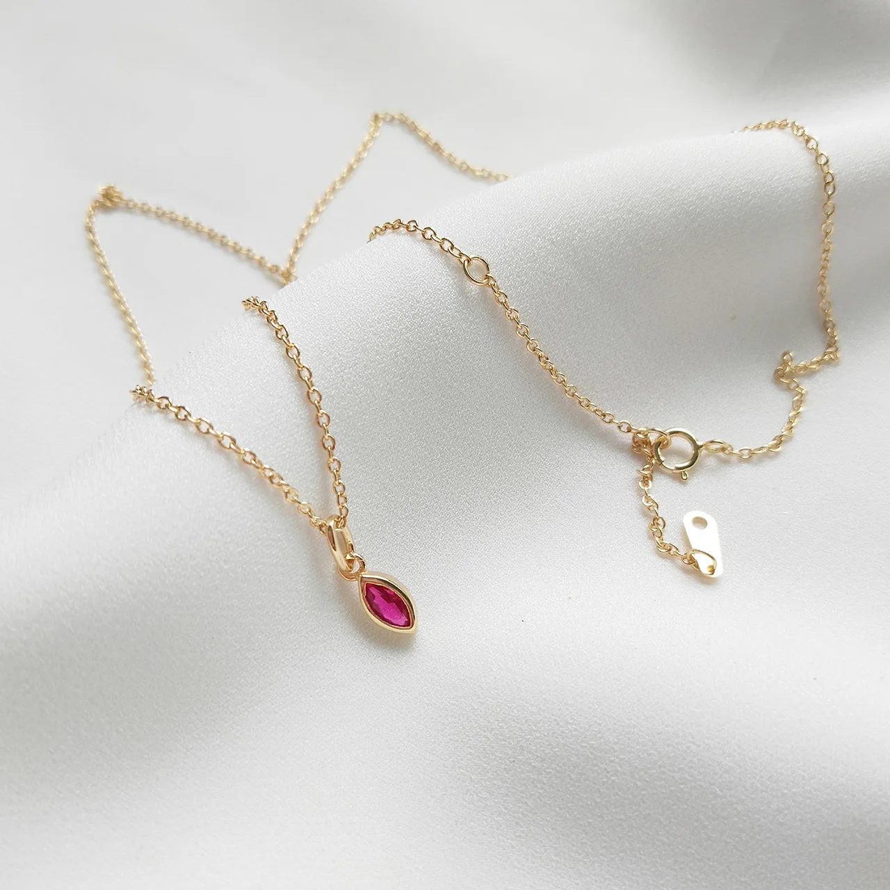 

fashion silver necklace jewelry 925 sterling silver ruby diamond pendant necklace 18K gold plated chain necklace jewelry women