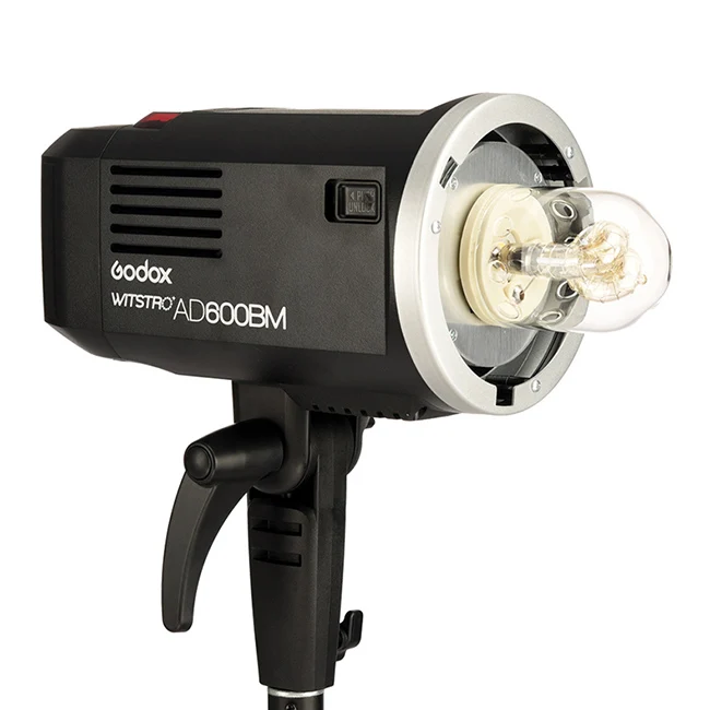 

Best studio flash GODOX AD600BM 600W 2.4G TTL Mono light with Built-in Outdoor flash light with big 38W LED modeling lamp