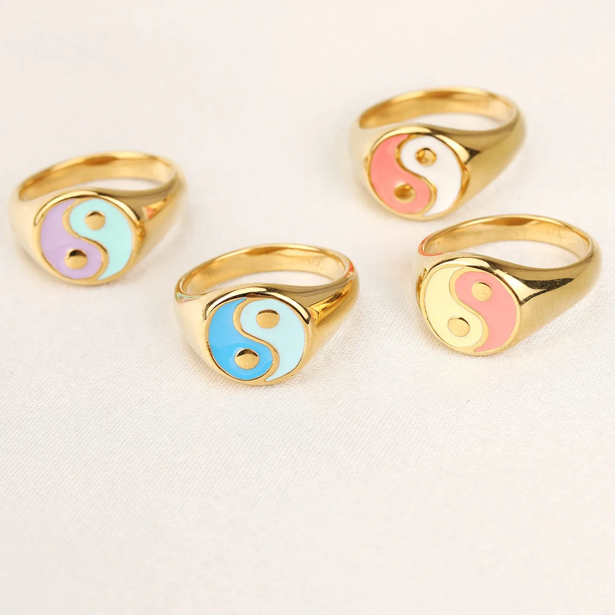 

Hot Selling 18K Gold Plated Stainless Steel Ring Tai Chi Gossip Yin Yang Ring Waterproof Non-Fading Jewelry Women