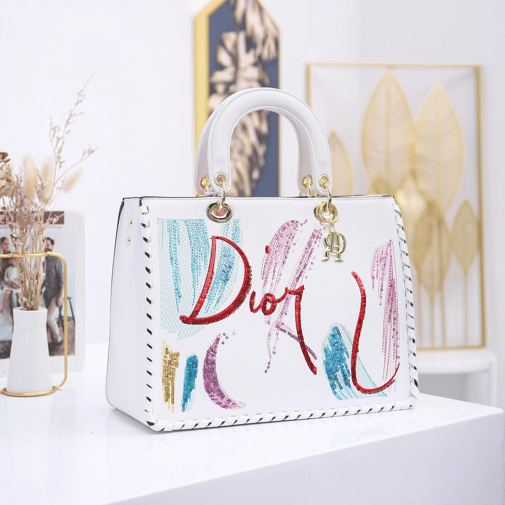 

2021 new women's bags portable messenger fashion bag texture sequin embroidery women bag, White, yellow, khaki, blue, black