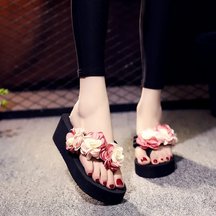 

Summer Holiday Beach Wedge Flower Designer Woman Slippers Flop Flips