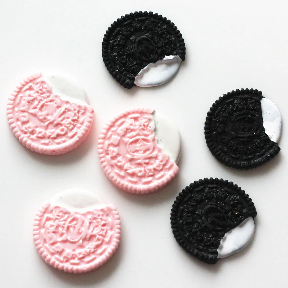 

Pink Black Resin Cookies Flatback Cabochon Resin Biscuit Sweets Decor Kawaii Cabochon DIY Simulation Food Miniature
