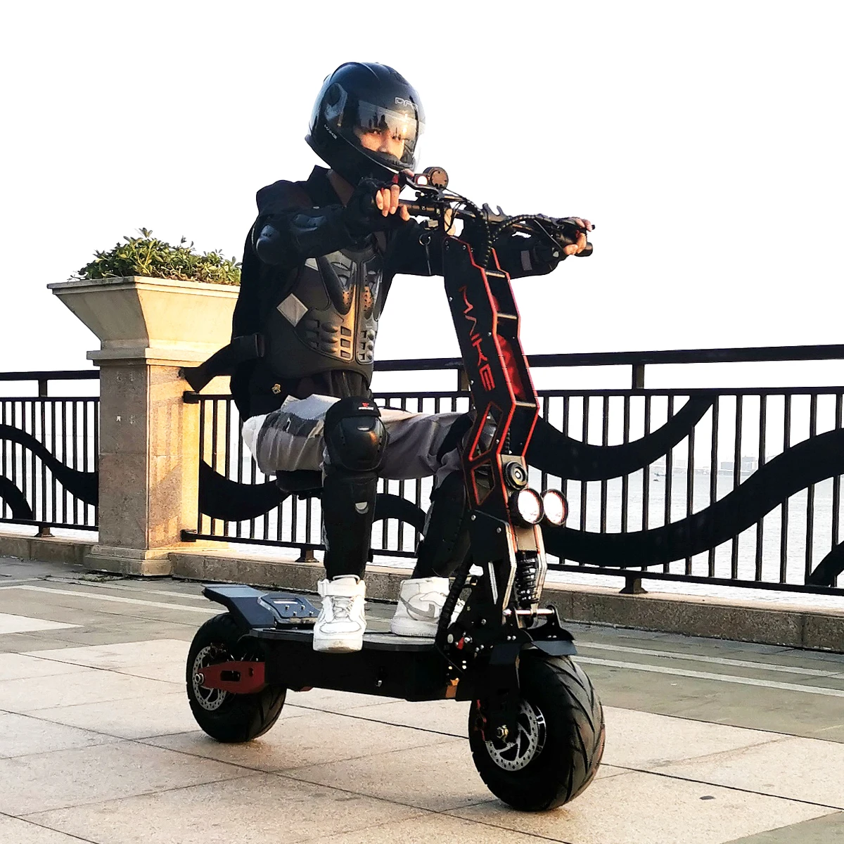 

China Good Price maike mks 8000w e scooter europe 90kmh high speed scooter electric 13 inch big wheel electric scooter