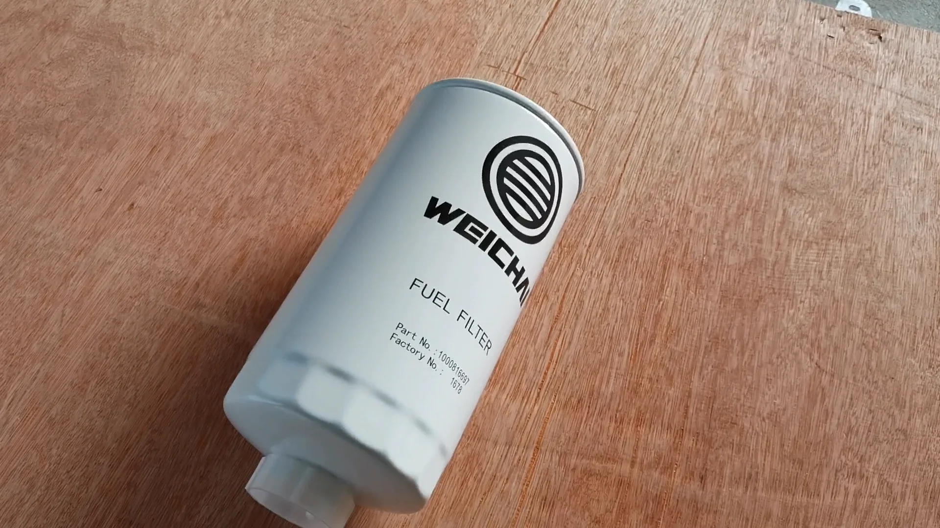 WP10D320E200 Spare Parts Fuel Filter 1000816697 - Genuine