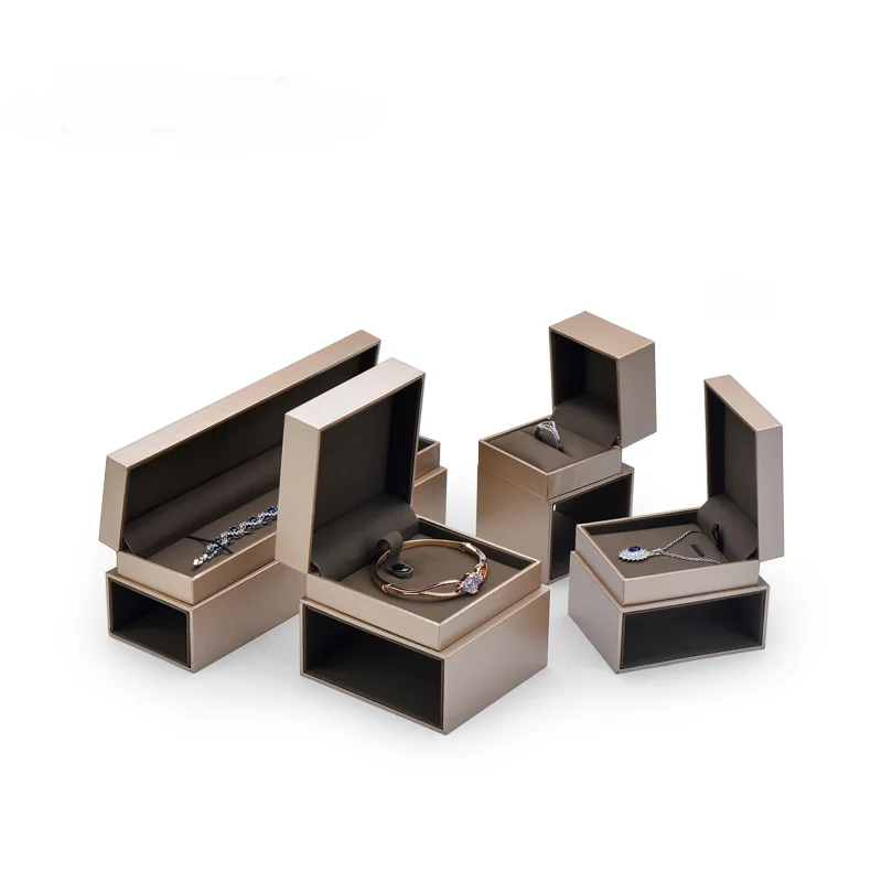 

2020 Popular jewelry box plastic necklace bracelet ring box Cheap luxury box, Customized