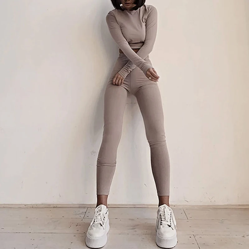 

2024 Women yoga sets fitness tracksuit workout clothing sets for women two piece yoga top and legging set