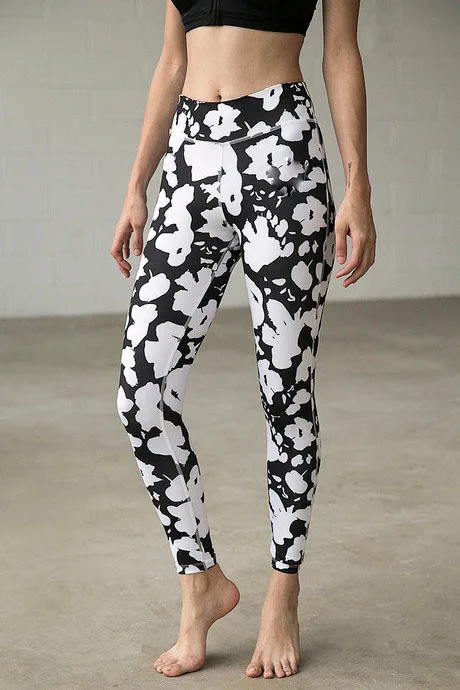 high quality custom logo all over print legging scrunch butt