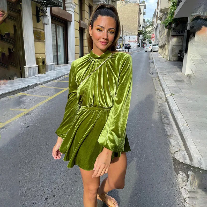 

Fall New Arrival Ladies Backless Short Long Sleeve Women's Velvet Green Dresses