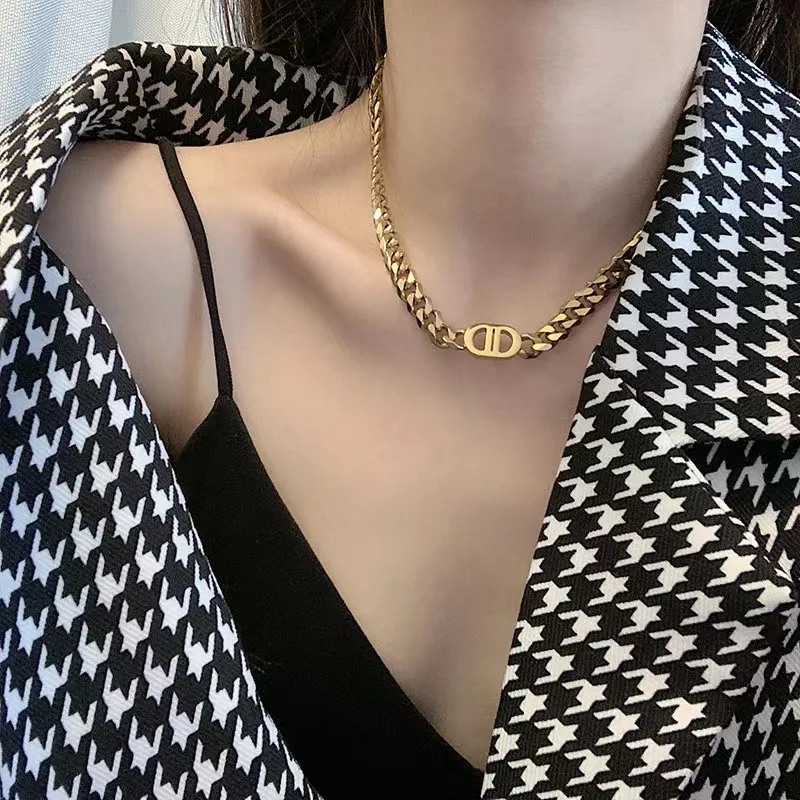 

Wholesale New Chunky Cuban Link Titanium Steel Gold Plated Female Hiphop Personality Chain Necklace With D Letter