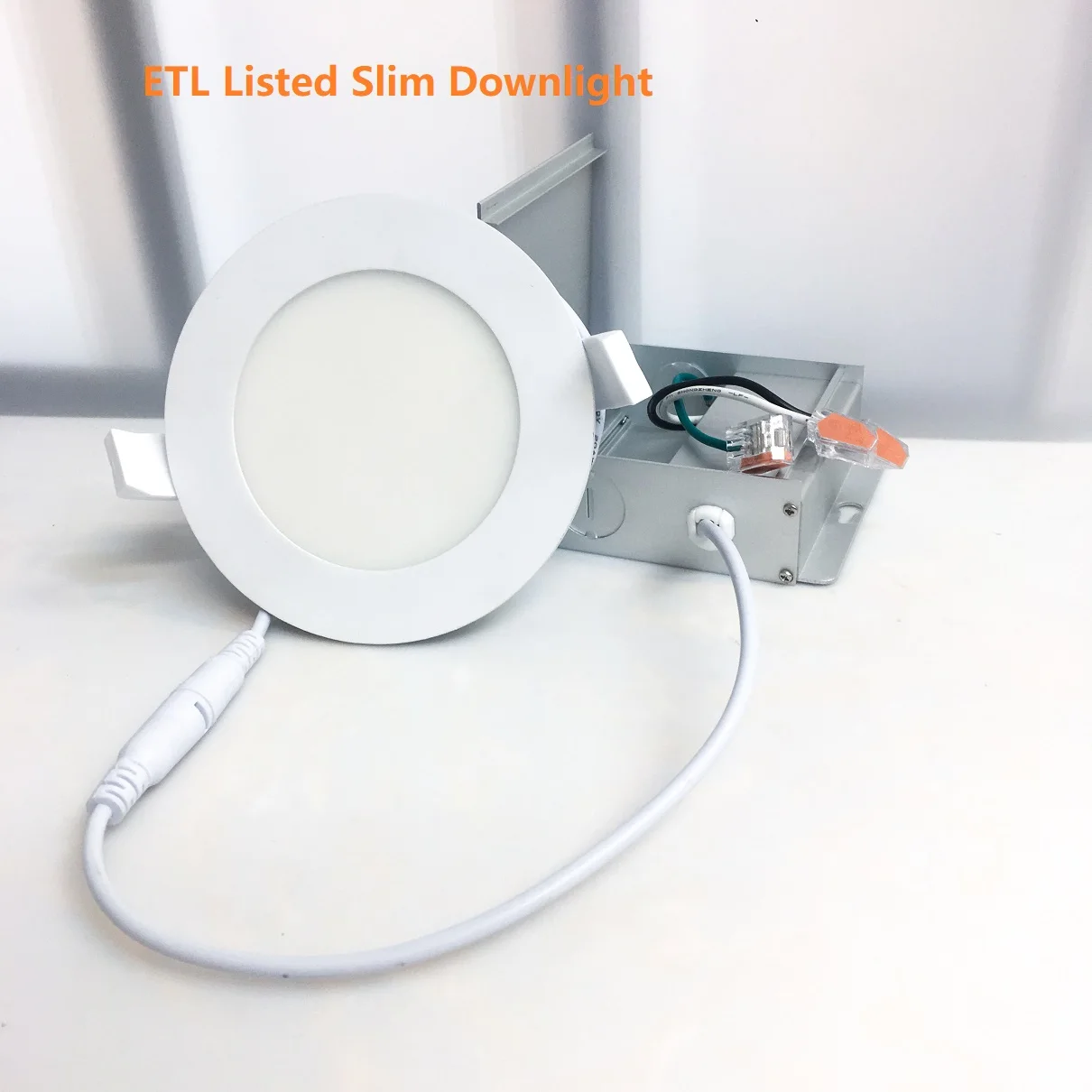 

Flick Free 12W 6 Pack 6 inch Ultra-Thin Led Recessed Downlight Dimmable Ceiling Light with J-Box 12.5W 850 lm ETL and ES Passed