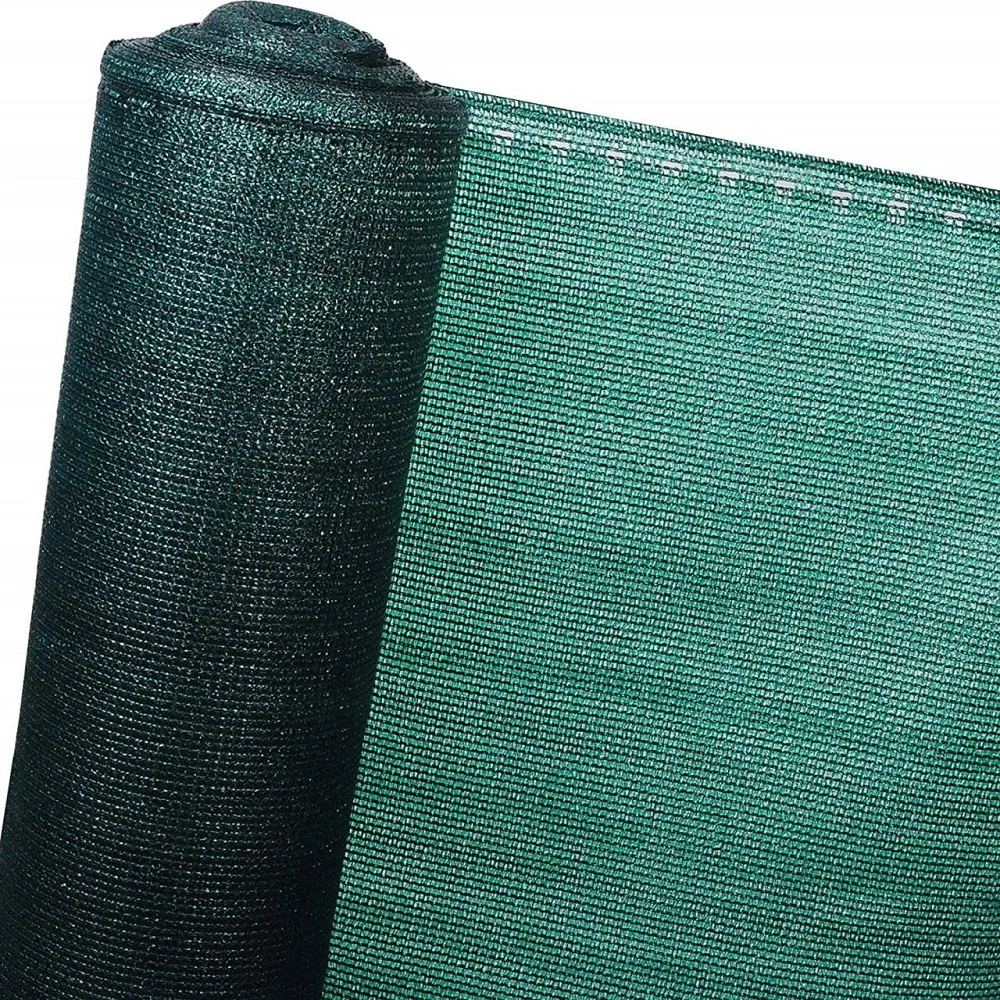 

6' x 50' Privacy Fence Screen in Green 90% Blockage Outdoor Mesh Fencing Cover 150GSM Fabric Netting