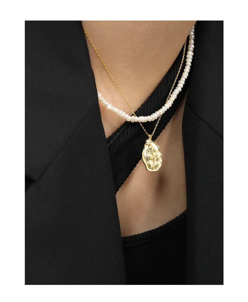 

VIANRLA 925 sterling silver 18k Gold Hand Stamped Floral Pendant Necklaces
