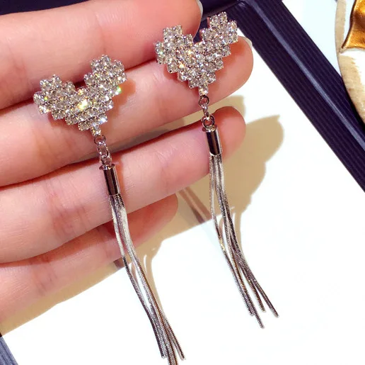 

New heart shape Tassel Earrings Long Earrings For Women Rhinestone Fringed Dual-use Dangle Earrings, Picture shows