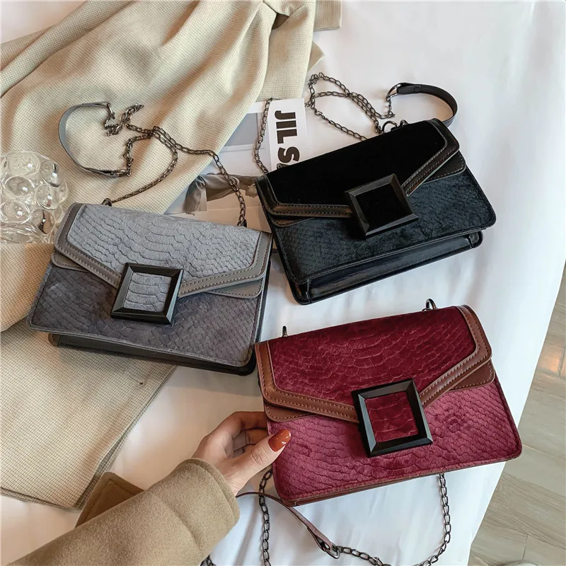 

2023 Wholesale New Arrivals Designer Ladies Purses Lady Girl Main Handbags Evening Bags Metal Handle Designer Pleated