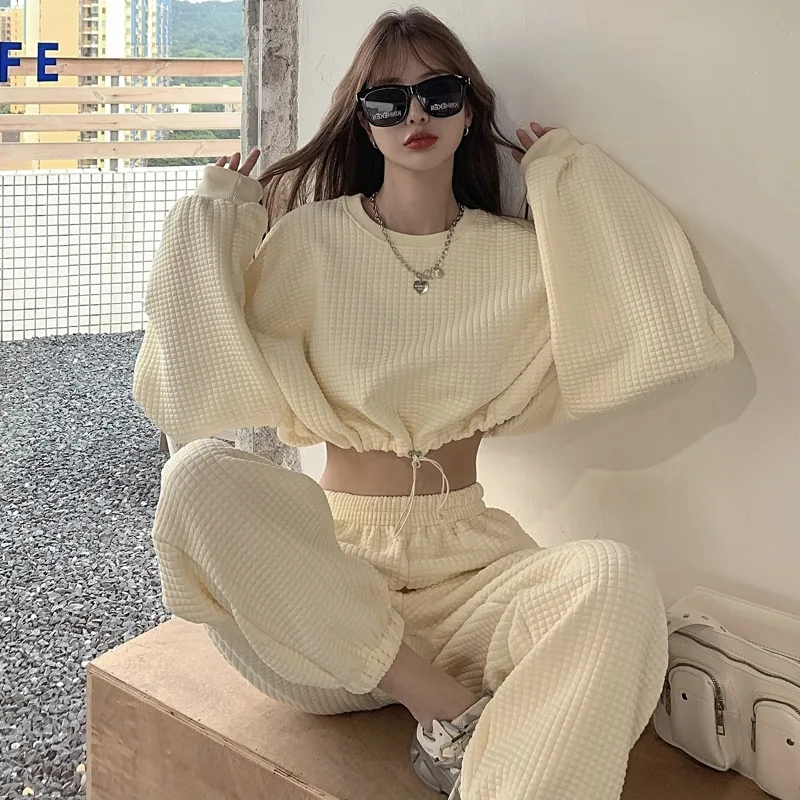 

Women Crop Top and Pants Tracksuit Sports Sweatshirt Jogging Sets Female Clothing Two Piece Set, Customized color