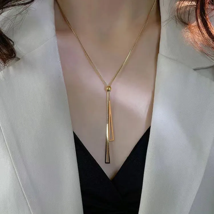 

Titanium steel long tripod necklace female pull tripod necklace collarbone chain necklaces for women new arrival 2024