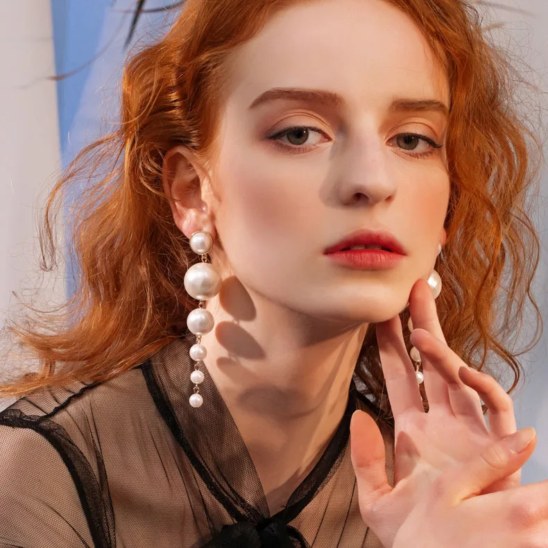 

High Quality Long Style Imitation Pearl Earrings Gorgeous Pearl Jewelry Long Beaded Elegant Pearl Stud Earrings For Woman