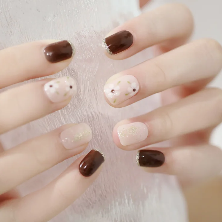 

Brown coffee flower press on nails 2021 short nail press on full nail cover false