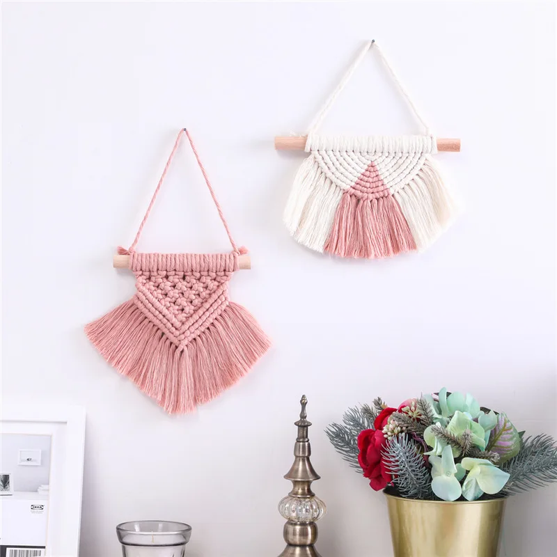 

2 pcs Mini Macrame Wall Hanging Cute Macrame Holiday Ornaments Boho Art Woven Decor for Nursery Apartment Bedroom Living Room, Picture shows