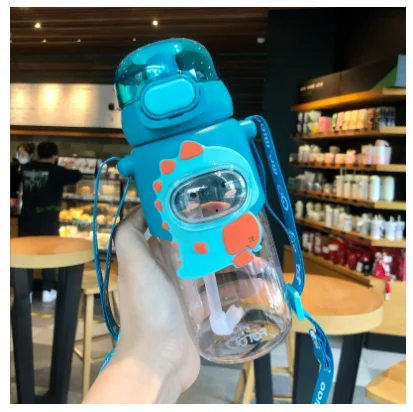 

Straight drinking space cup plastic water cup large capacity male portable water bottle straw children water bottle TRITAN 600ml, Mix